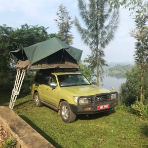 landcruiser Rooftop tent