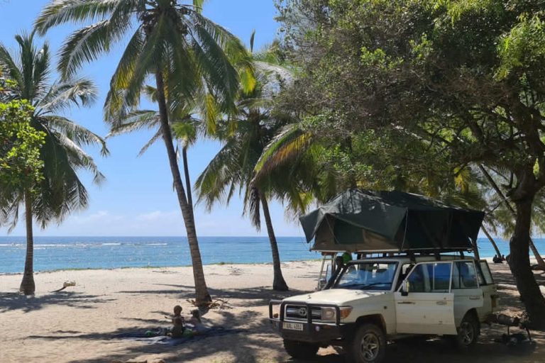 safari-rooftop Rooftop Tent Jeep